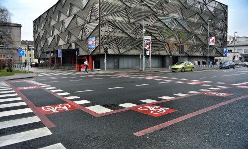 Še o novem pravilniku o prometni signalizaciji in prometni opremi