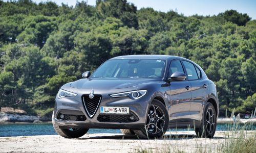 Kratek test: Alfa romeo stelvio 2.2 D 16v 180 AT8 business