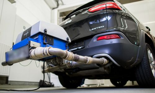 Nemška mesta nadaljujejo z omejevanjem prometa