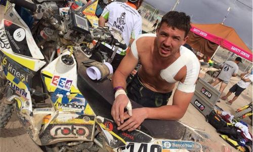 Dakar - Simon Marčič stisnil zobe