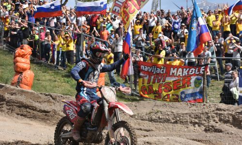 Gajser in Gerčar pred slovenskimi navijači