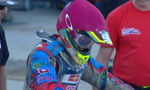 Nick Škorja v prvi finalni dirki štirinajsti