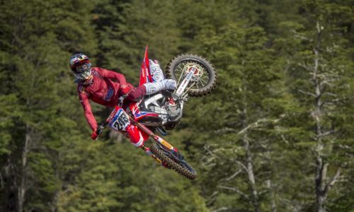 V Angliji le Tim Gajser in Jan Pancar