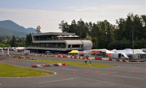Na Vranskem ostri boji kartistov za državno prvenstvo Slovenije