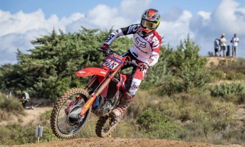 Tim Gajser s točko zaostanka na dirko v Nemčijo