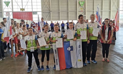 Mladi kolesarji na evropskem tekmovanju v Ženevi