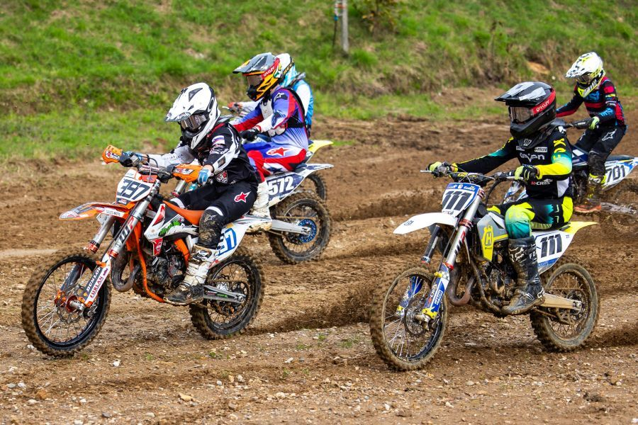 Alex Novak (397) in Taj Golež (111) sta tekmovala v finalnih vožnjah razreda EMX 85. (Foto/Arhiv AMZS)