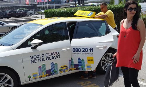 Jana Morelj v AMZS Šoli vožnje