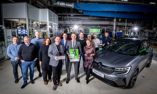 Slovenski avto leta 2024 je renault austral
