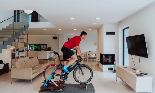 Na pedalih: zimski trening - doma