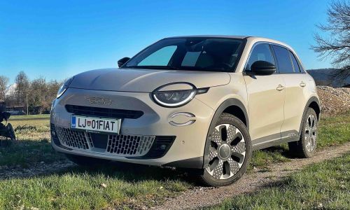 Test: Fiat 600 1.2 E-DCT6 MHEV 100 la prima