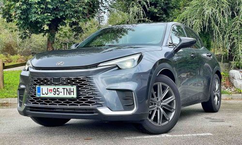 Test: Lexus LBX 1.5 HEV relax