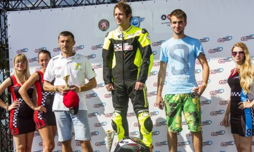 Jan Poropat suveren na prvih treh dirkah EP