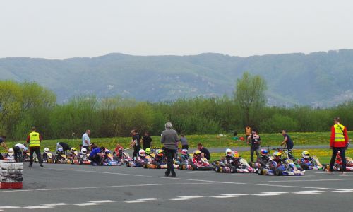 Seja strokovnega sveta - razprava o kartingu