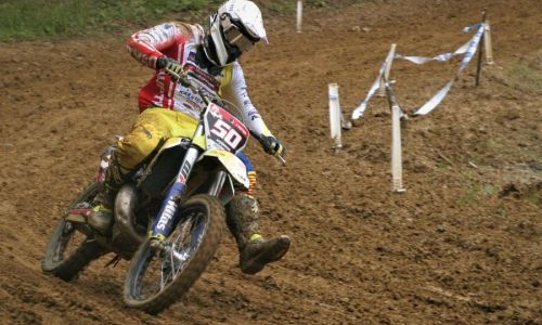 Pancar znova prvi, težki pogoji “odplavili” dirko v razredu MX50